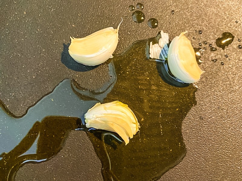 How to Saute&nbsp;Garlic